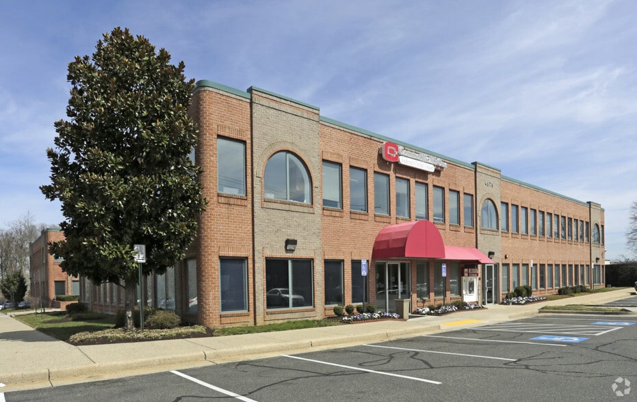 4875 Eisenhower Ave, Alexandria, VA à vendre - Photo principale – Image 1 sur 6