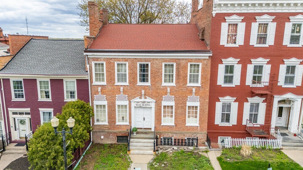 379 S Main St, Geneva, NY à vendre - Photo principale – Image 1 sur 1