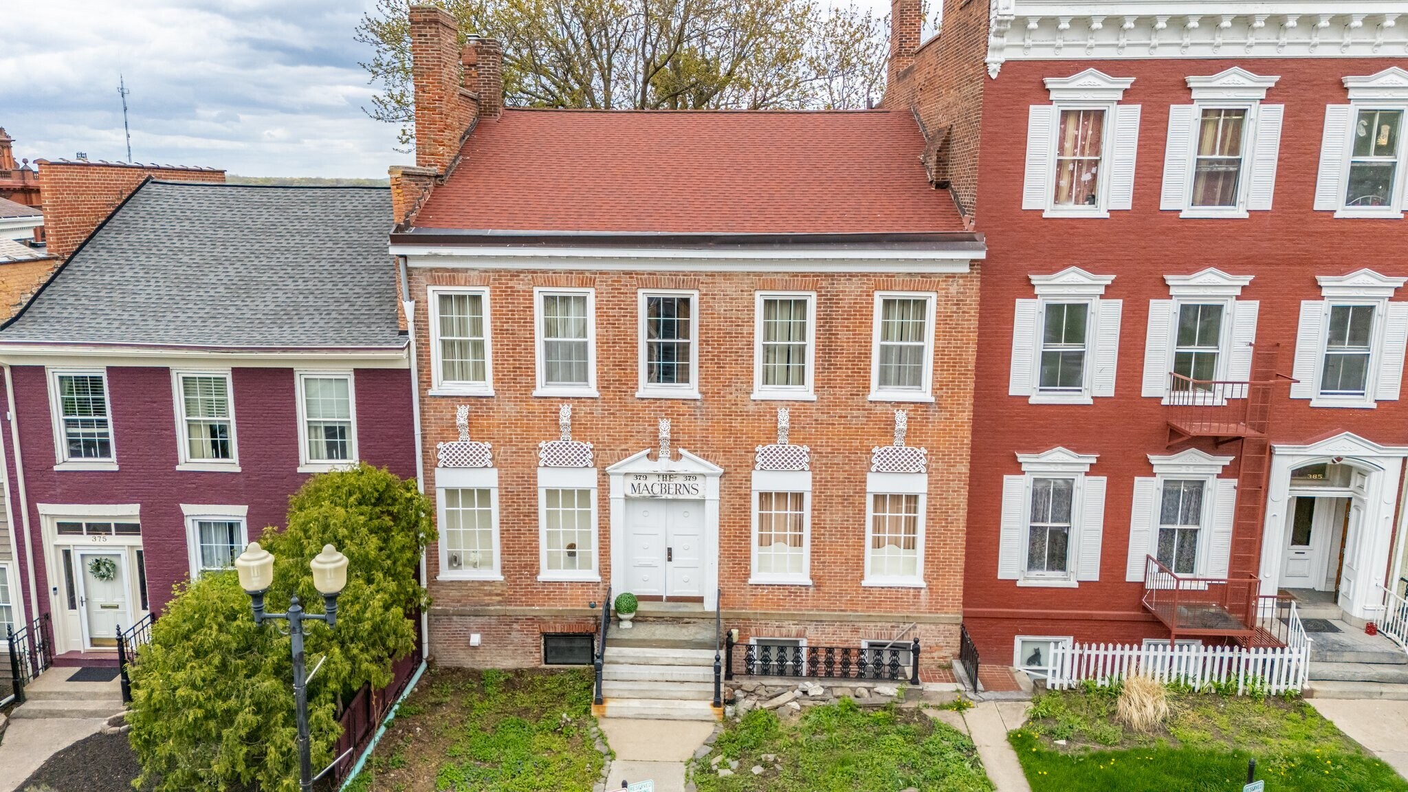 379 S Main St, Geneva, NY à vendre Photo principale– Image 1 sur 2