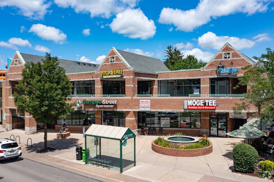 515 E Grand River Ave, East Lansing, MI à louer - Photo de l’immeuble – Image 2 sur 5