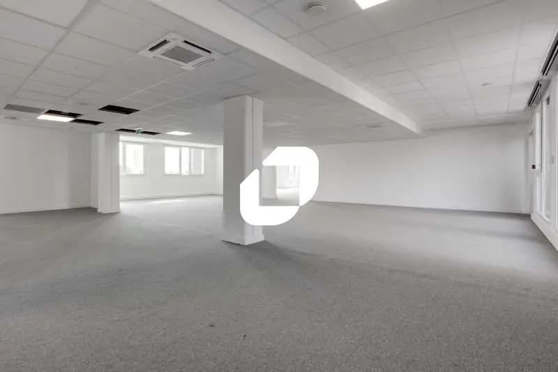 Bureau dans Orly à louer - Photo intérieure – Image 3 sur 9