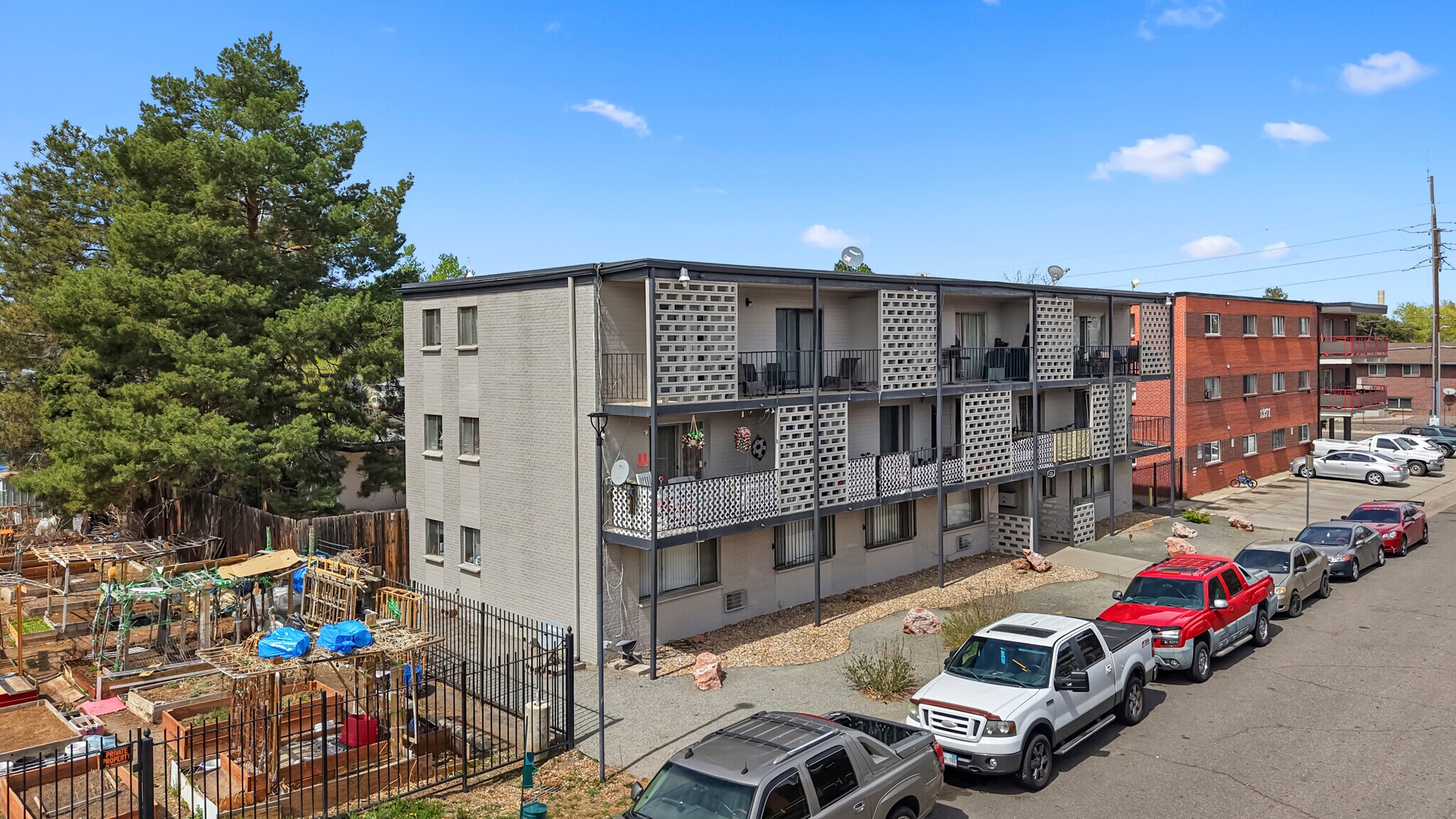 1351 Xenia St, Denver, CO à vendre Photo de l’immeuble– Image 1 sur 25