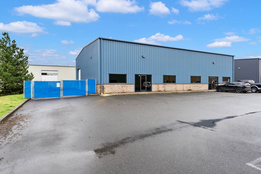 421 C St, Washougal, WA à vendre - Photo de l’immeuble – Image 3 sur 21