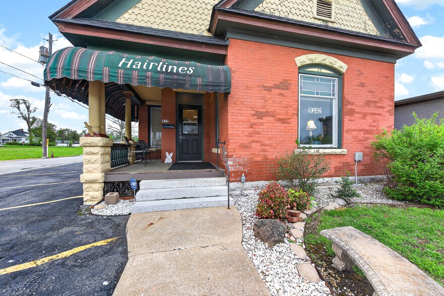 412 W Walnut St, Rogers, AR à vendre - Photo de l’immeuble – Image 2 sur 10
