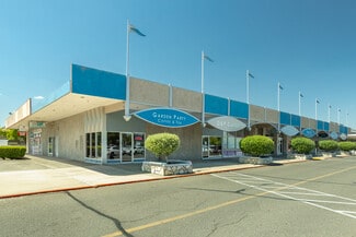 Plus de détails pour 5892 S Land Park Dr, Sacramento, CA - Bureau/Local commercial à louer