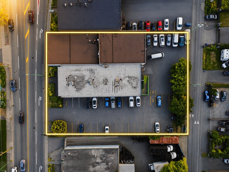 7763-7767 Edmonds St, Burnaby, BC à vendre - Photo de l’immeuble – Image 3 sur 6