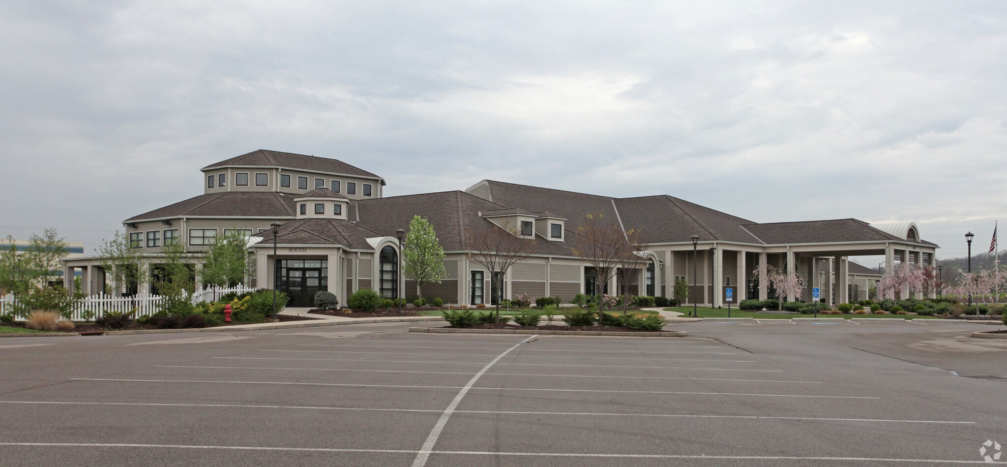 5533 Chappell Crossing Blvd, West Chester, OH à vendre Photo principale– Image 1 sur 23