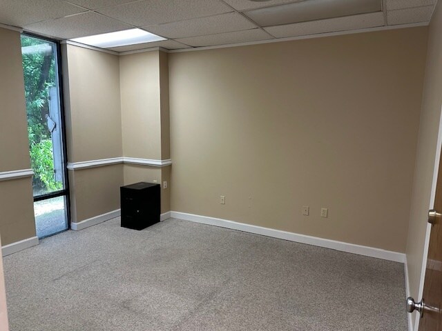 6401 Carmel Rd, Charlotte, NC à vendre - Photo de l’immeuble – Image 3 sur 15