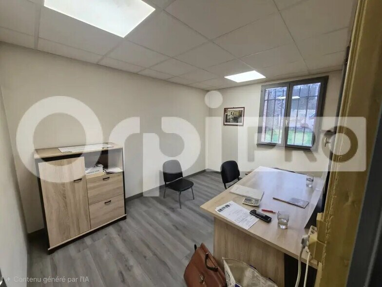 Local d’activités dans Muizon à louer - Photo intérieure – Image 2 sur 7