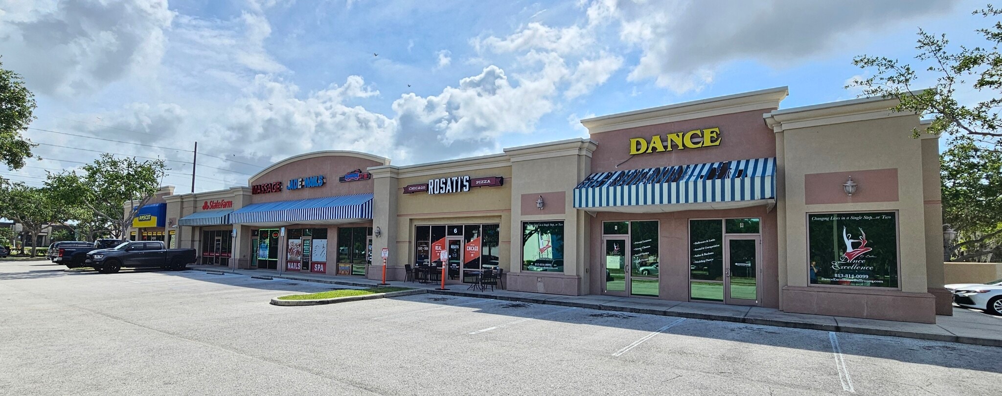 3730 Tampa Rd, Oldsmar, FL à louer Photo de l’immeuble– Image 1 sur 7
