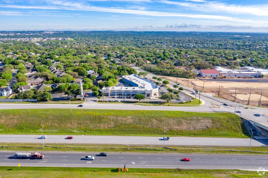 2815 N Loop 1604, San Antonio, TX à louer - Aérien – Image 3 sur 6