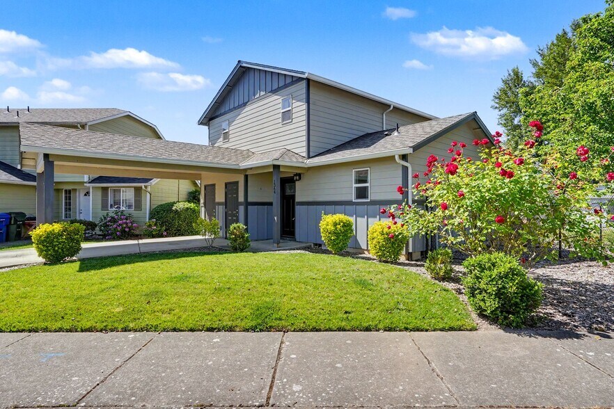 1364 Northern Heights Loop, Keizer, OR à vendre - Photo de l’immeuble – Image 2 sur 40