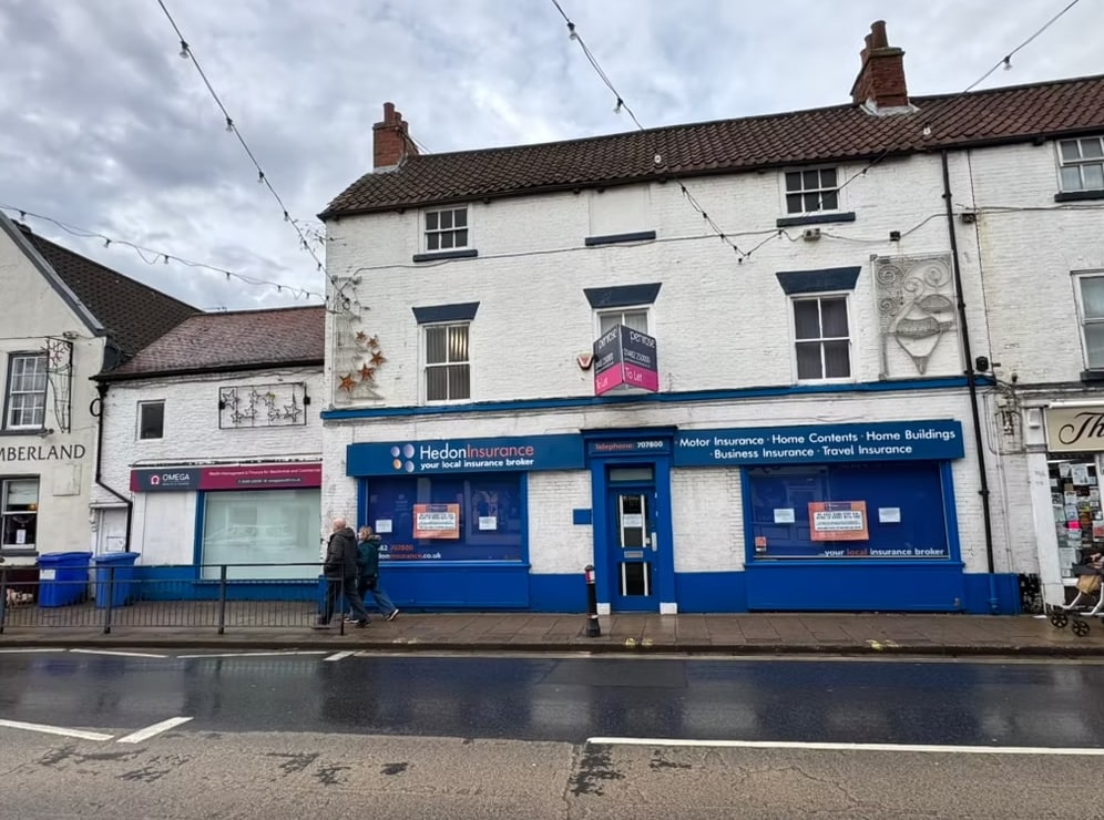 97-99 King St, Cottingham à louer Photo de l’immeuble– Image 1 sur 3