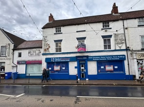 97-99 King St, Cottingham à louer Photo de l’immeuble– Image 1 sur 3