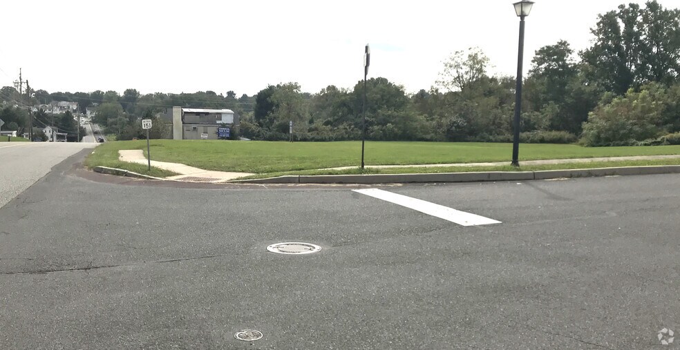 1526 Greenwood Ave, Collegeville, PA à vendre - Photo principale – Image 1 sur 6