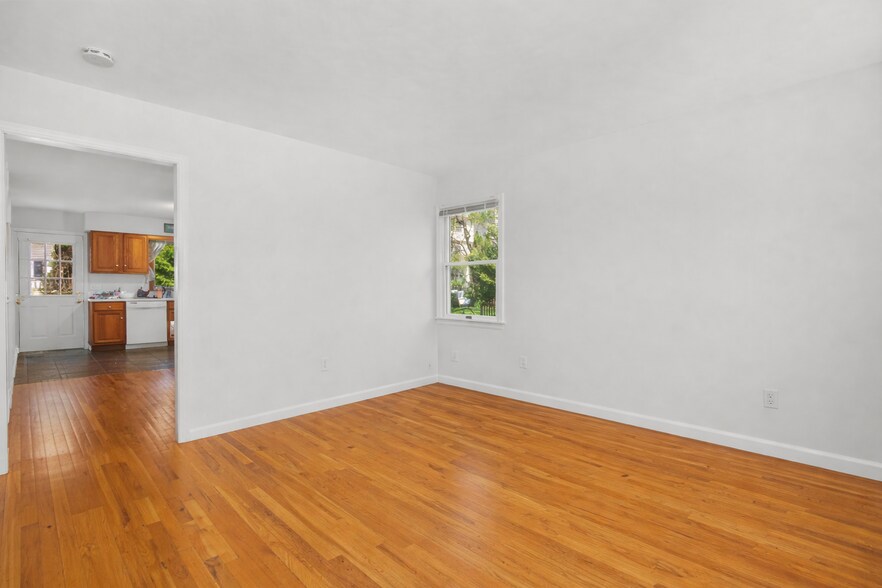 21 Division St, Greenwich, CT à vendre - Photo de l’immeuble – Image 2 sur 19