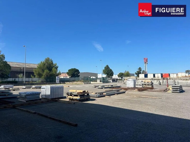 6 Rue De Prague, Vitrolles à louer - Photo principale – Image 1 sur 3