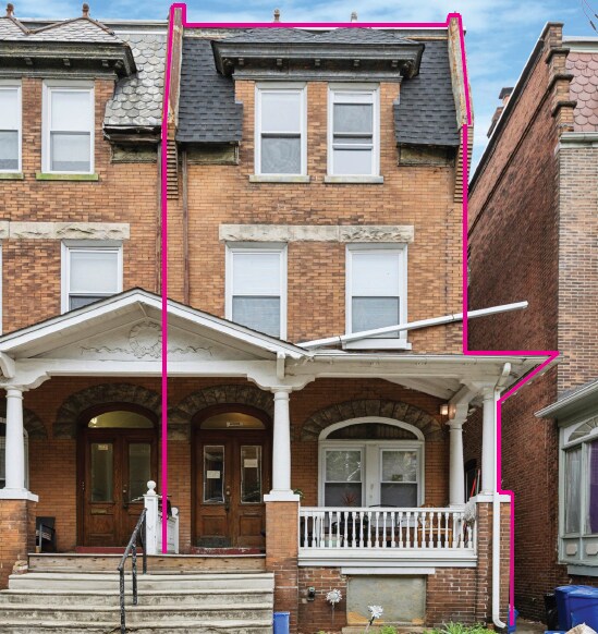 220 Buckingham Pl, Philadelphia, PA à vendre - Photo de l’immeuble – Image 1 sur 8