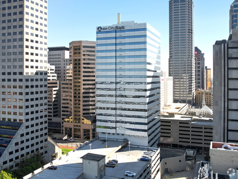 101 W Ohio St, Indianapolis, IN à louer - Photo de l’immeuble – Image 1 sur 19