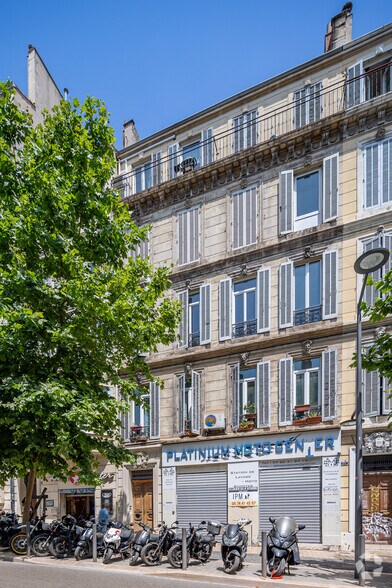 113 Cours Lieutaud, Marseille à louer - Photo de l’immeuble – Image 3 sur 3