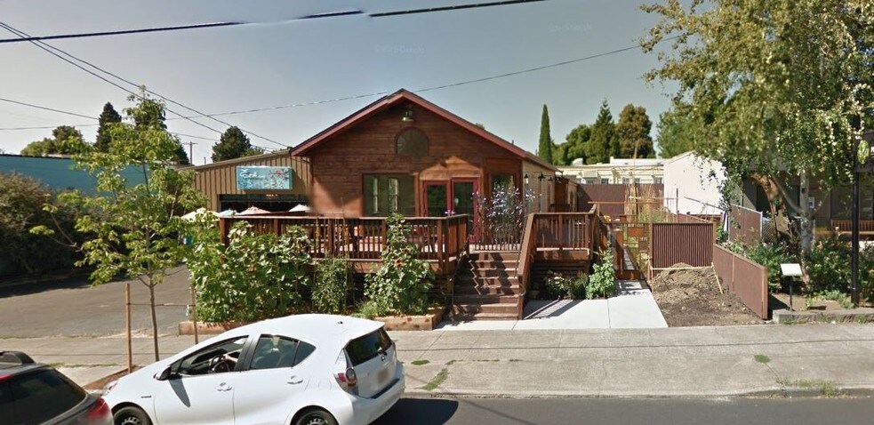 2111 SE Division St, Portland, OR à vendre - Photo principale – Image 2 sur 4