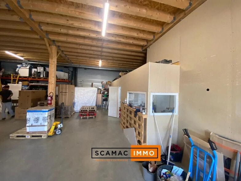 Industriel/Logistique dans La Farlède à vendre - Photo intérieure – Image 3 sur 5
