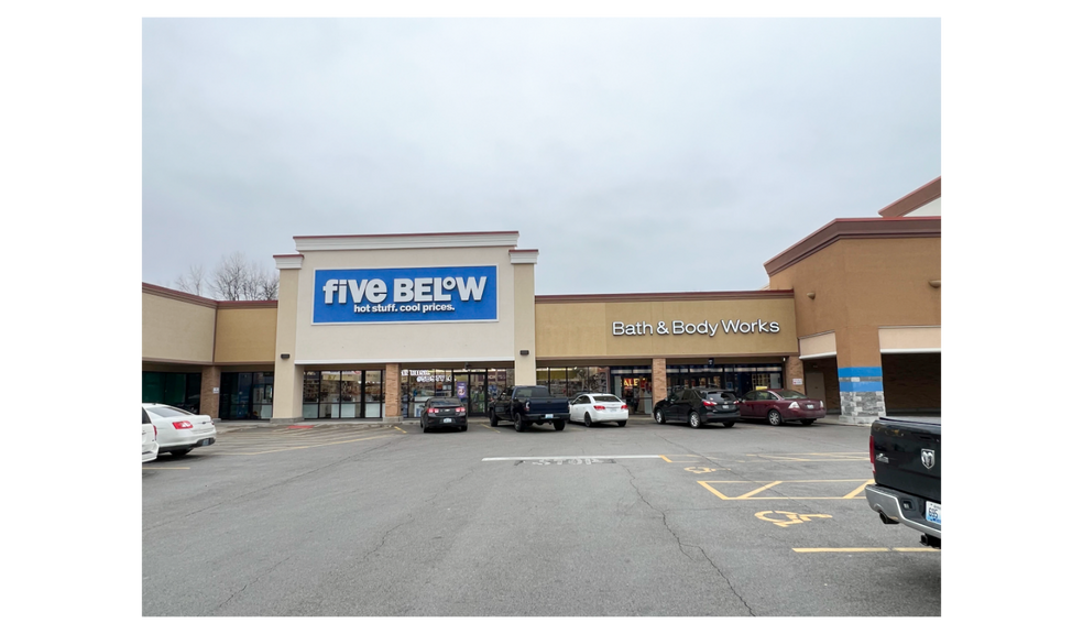 10309-10441 Dixie Hwy, Louisville, KY à louer - Photo de l’immeuble – Image 2 sur 10