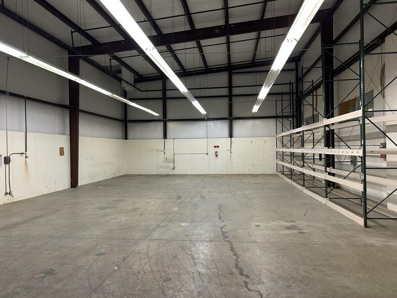 100 S Main St, La Crosse, VA à louer - Photo de l’immeuble – Image 2 sur 13