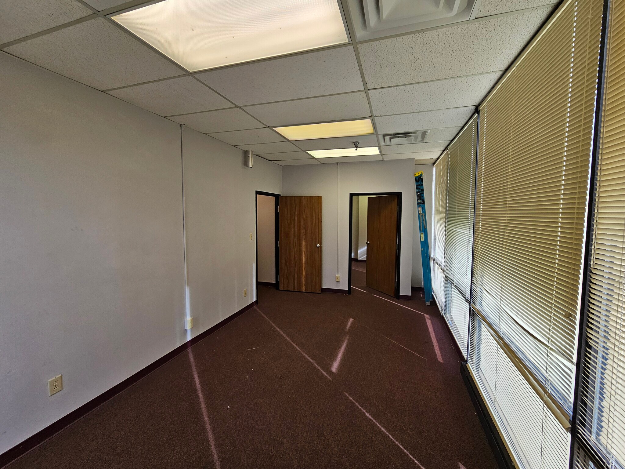 3737 N Meridian St, Indianapolis, IN à louer Photo intérieure– Image 1 sur 8