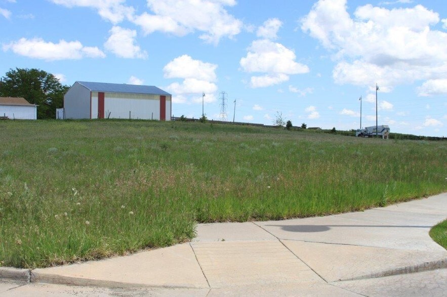 NEC E 104th Ave, Commerce City, CO à vendre - Photo de l’immeuble – Image 2 sur 18