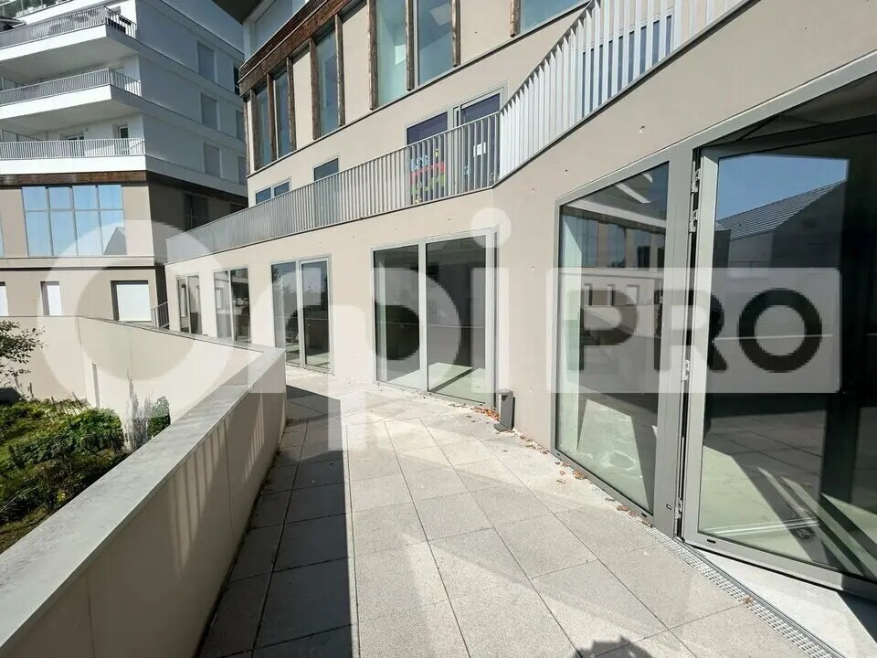 Bureau dans Avon à vendre Photo de l’immeuble– Image 1 sur 6