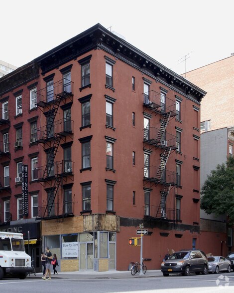 1566 Third Ave, New York, NY à louer - Photo principale – Image 1 sur 6