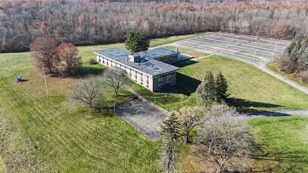 1610 Hubbard Thomas Rd, Hubbard, OH à louer - Aérien – Image 3 sur 21