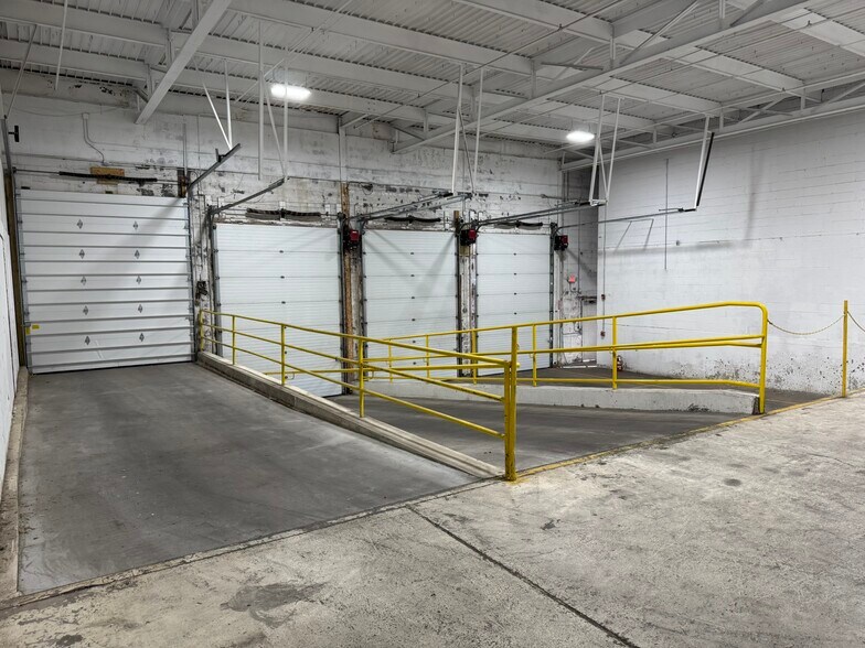 69 Leggett St, East Hartford, CT à louer - Photo de l’immeuble – Image 3 sur 7