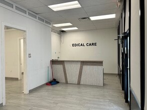 11112-11122 Flatlands Ave, Brooklyn, NY à louer Photo intérieure– Image 2 sur 6