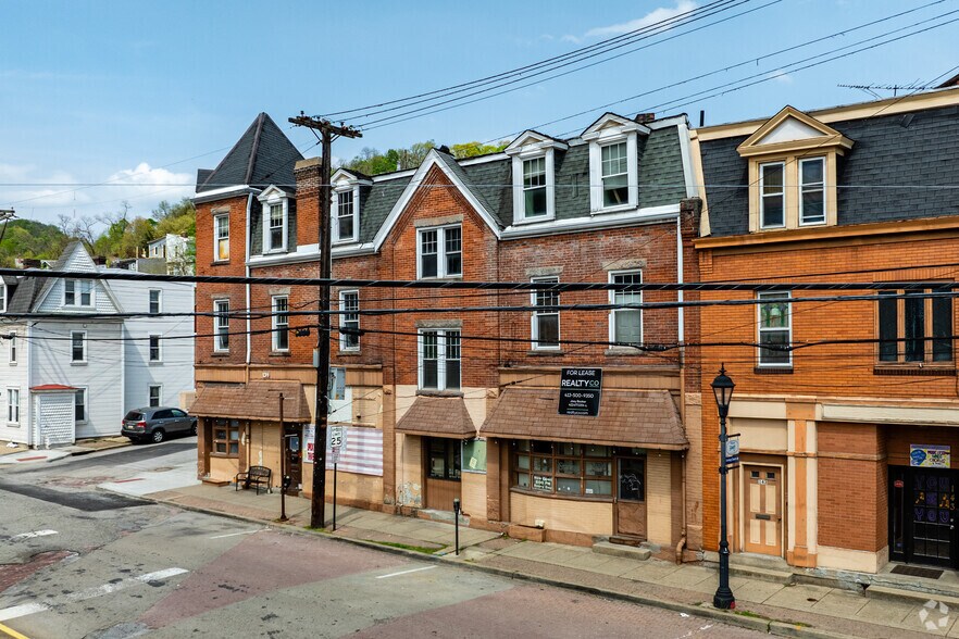 139-141 Howard St, Pittsburgh, PA à louer - Photo de l’immeuble – Image 2 sur 11