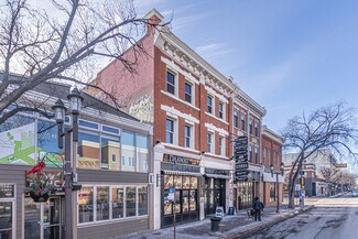 Plus de détails pour 10355-10357 Whyte Av NW, Edmonton, AB - Local commercial à vendre