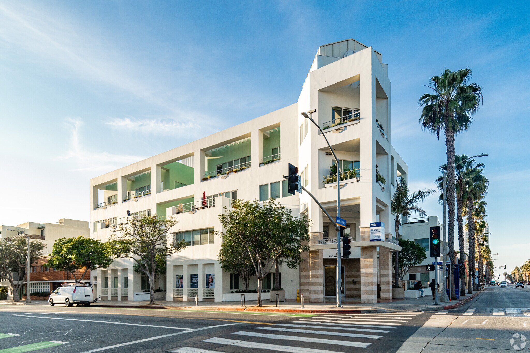 530 Wilshire Blvd, Santa Monica, CA à louer Photo principale– Image 1 sur 25
