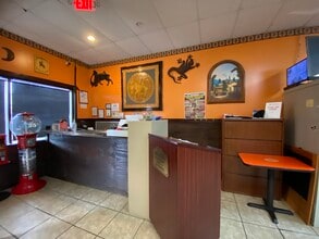 427 W Pike St, Goshen, IN à louer Photo intérieure– Image 2 sur 22