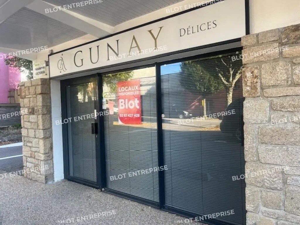 Local commercial dans Vannes à louer Photo principale– Image 1 sur 6
