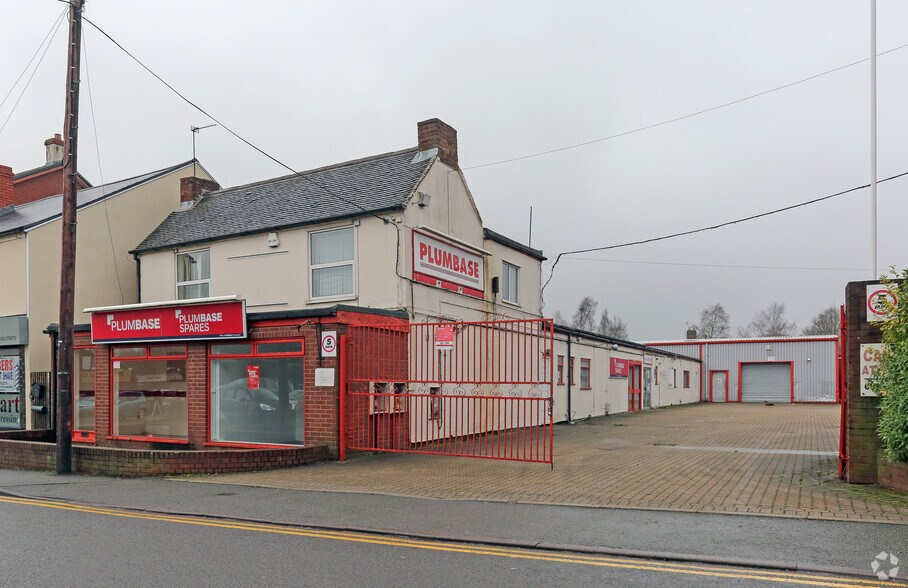 74-80A Hednesford Rd, Cannock à vendre - Photo principale – Image 1 sur 3
