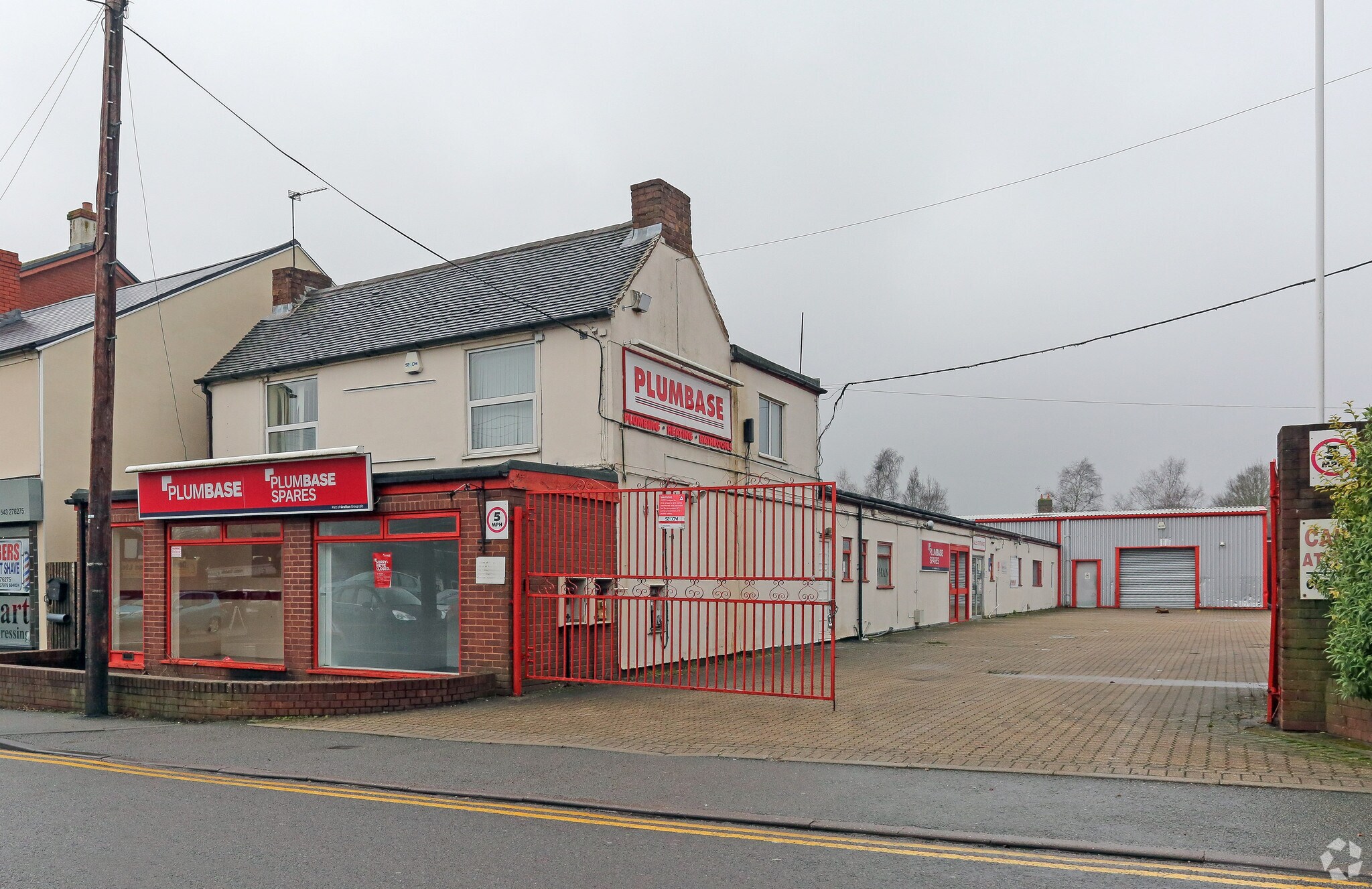 74-80A Hednesford Rd, Cannock à vendre Photo principale– Image 1 sur 4