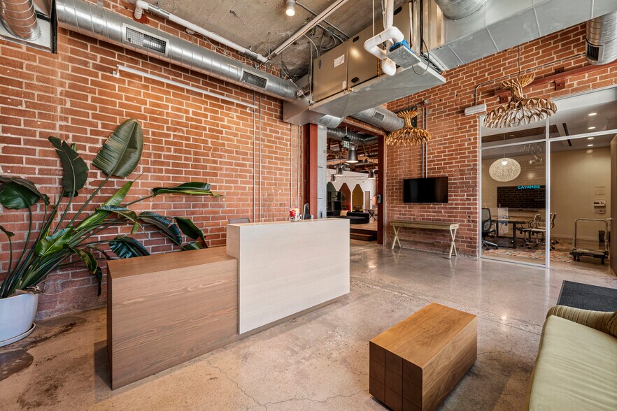 4094 Glencoe Ave, Marina del Rey, CA à louer - Photo de l’immeuble – Image 3 sur 14