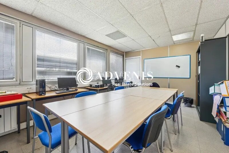 Bureau dans Noisiel à vendre - Photo intérieure – Image 2 sur 6