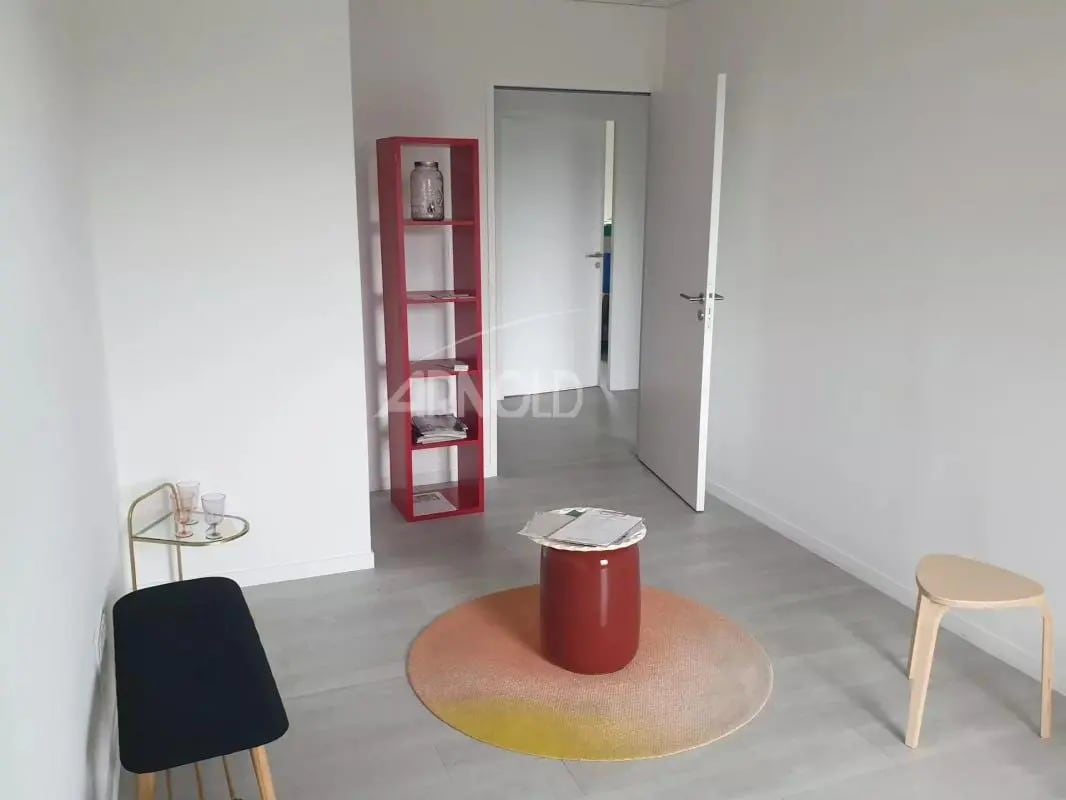 Bureau dans Vannes à louer Photo de l’immeuble– Image 1 sur 4