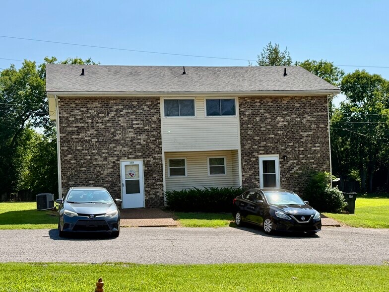 113-115 Frances St, Gallatin, TN à vendre - Photo principale – Image 1 sur 1