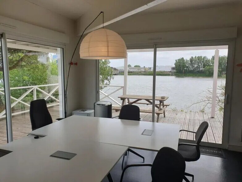 Bureau dans Saint-Herblain à vendre - Photo de l’immeuble – Image 2 sur 4