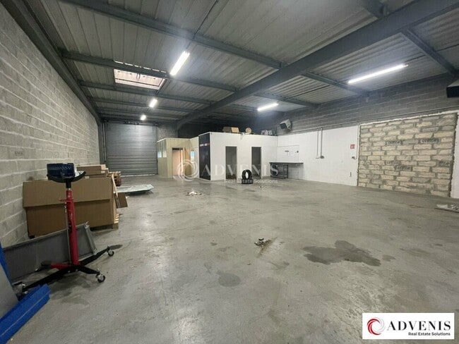 Plus de détails pour 1 Avenue De Magudas, Le Haillan - Local d'activités à louer
