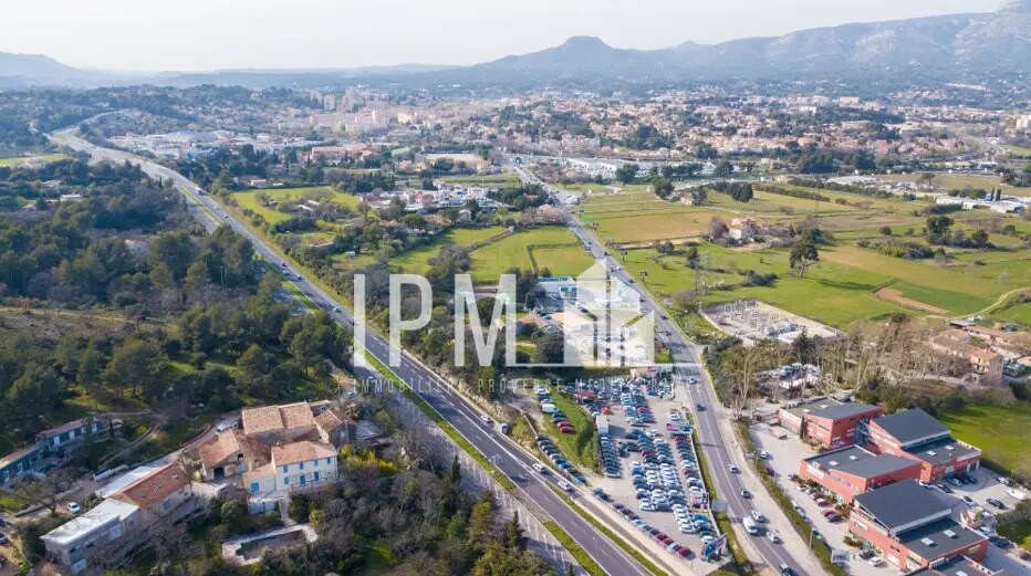 140 Avenue Du Marin Blanc, Aubagne à louer - Photo de l’immeuble – Image 2 sur 6