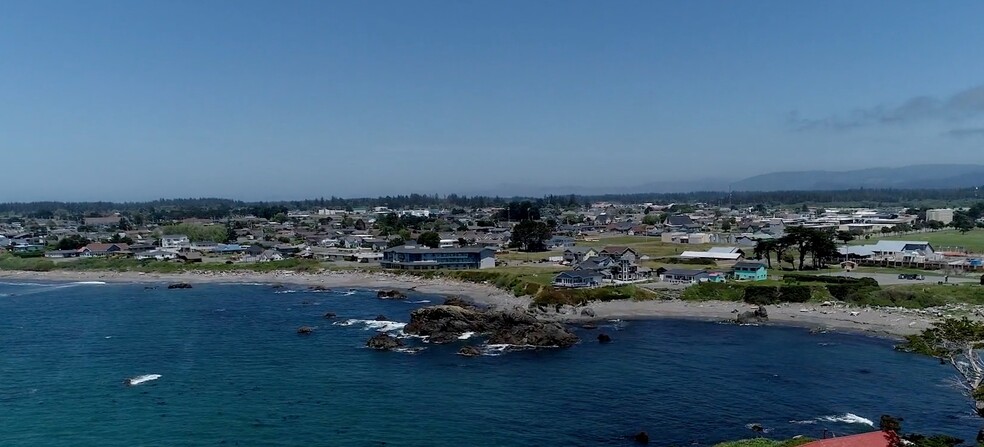 200 A St, Crescent City, CA à vendre - Photo de l’immeuble – Image 2 sur 6